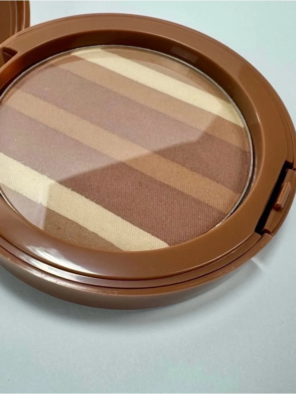 Belle Beauty Tuscan Sun Bronzer & Highlighter Compact — NEW